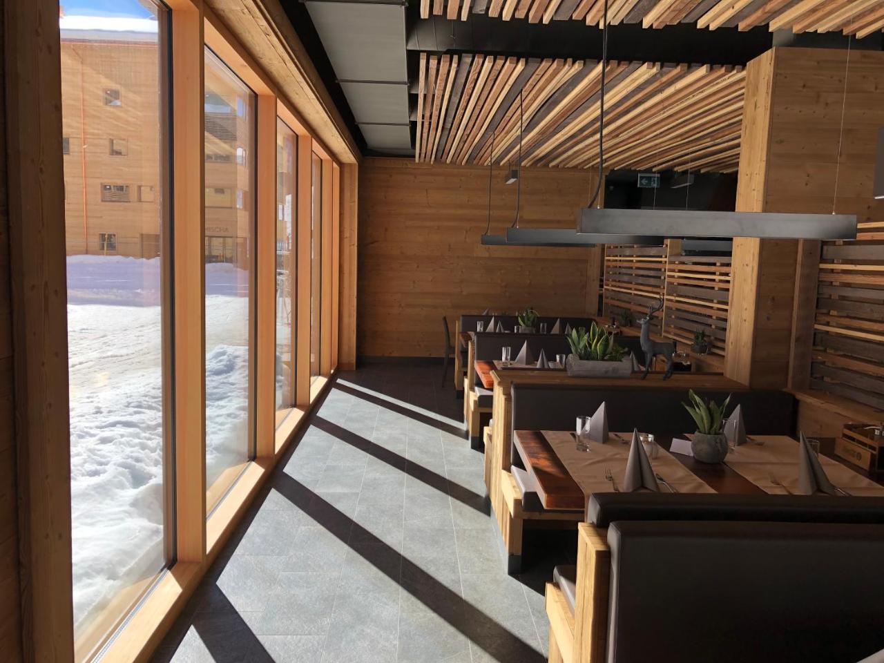 Catrina Resort Disentis Exterior foto